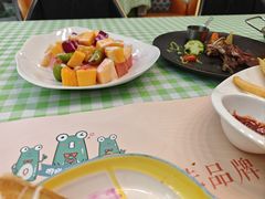 -哟吼艺术餐厅·亲子·生日宴