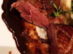 鹅肝配沙拉-Le Comptoir de la Gastronomie