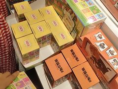 -泡泡玛特POPMART(上海环球港店)