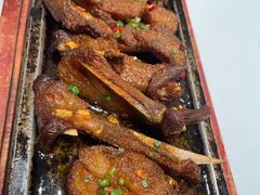 -红鼎豆捞·非遗鲍皇汤火锅(宝丰路店)