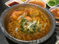 海鲜辛拉面-喜来稀肉(虹泉路店)