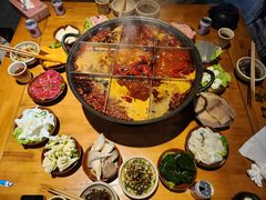 -白乐天毛肚火锅馆(南滨路店)