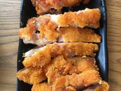 -同济大学本部学苑饮食广场