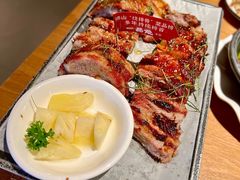 果木酱烧黑毛猪肋骨-一品烧农庄·佛山本地特色菜