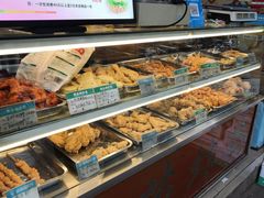 面包甜点陈列柜-春苗炸鸡