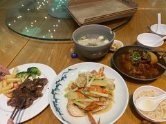 -美食小镇·观赏珍稀鸟类·长隆熊猫酒店