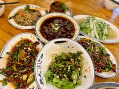-九九牛肉馆(南山路店)