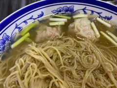 蟹子鲜虾净做云吞-兴兴旺·冬瓜盅·啫啫煲(西华路店)