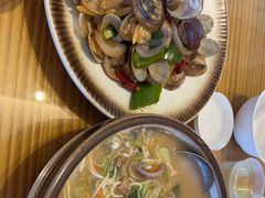-三姐妹·海鲜大排档