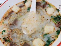 -小杨生煎(金山百联购物中心3楼店)