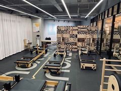 -F+轻食健身赋能空间(中华北路国贸商场店)