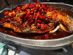 -江边城外烤全鱼(世茂广场店)