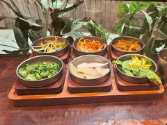 -银米·云南传统过桥米线(双廊黑金冠店)