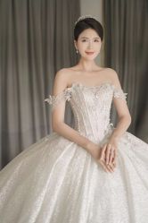 -派丽莫Pellimo原创设计婚纱品牌