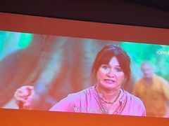 -涨巢·潮玩水疗局