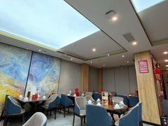 -有红鸡毛店·川菜(建设路店)