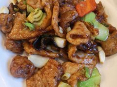 -鑫巴蜀小镇 · 水煮鱼专研店(玉桥店)