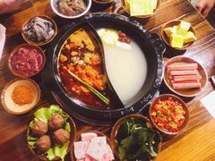 牛油鸳鸯锅-吃皮火锅馆(苏宁店)