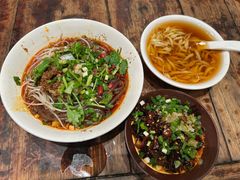 -周小波重庆小面·重庆名小吃(邹容路店)