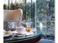 -广州天河希尔顿酒店