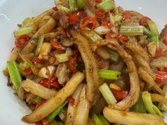 酸萝卜牛肚丝-笨罗卜浏阳菜馆(龙华鹏润达店)