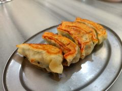 鲜肉韭菜煎饺-芬芳甜品(同福路店)