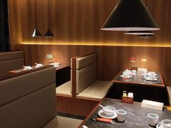 大堂-五谷丰登农家院·地道胶东菜·海鲜烧烤(威海店)
