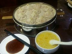 -正宗开封黄家灌汤小笼包子