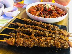 -龙巢盱眙龙虾·鸡煲·烧烤宵夜(坪洲店)