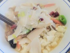 -天发芽·何记葫芦头泡馍·传统小吃(报恩寺街店)