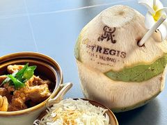 -三亚亚龙湾瑞吉酒店·宴悦Driftwood·游水海鲜·牛排·草坪·私人定制