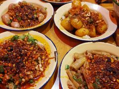 -拈签一笑黄牛肉辣卤串串
