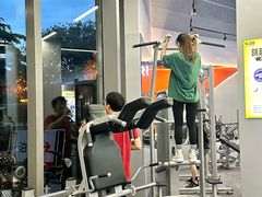 -银泰百货(厦门国贸中心店)