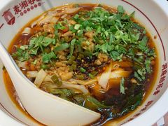 -呷佬·长沙手工米粉(金沙江路店)