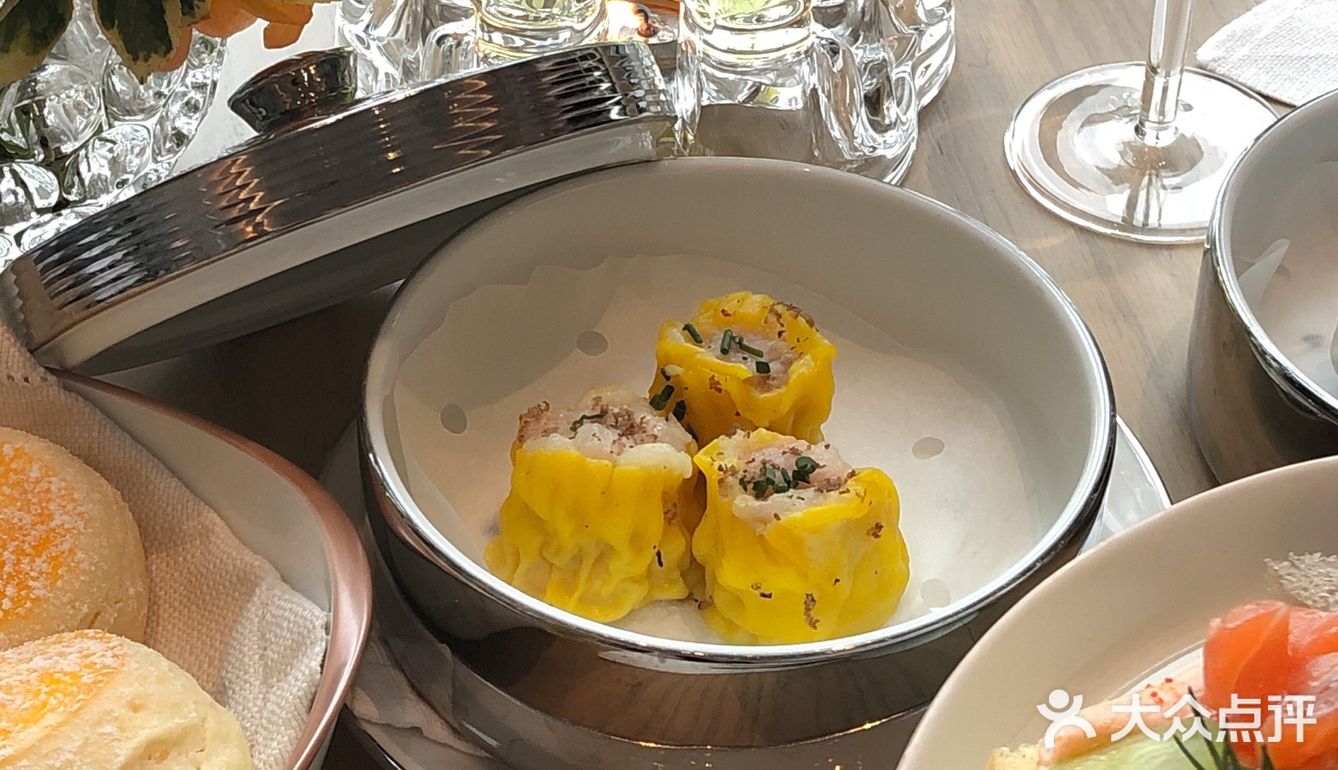 广州｜瑰丽酒店95层下午茶
