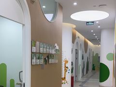 -菲越企鹅眼科(龙湖天街店)