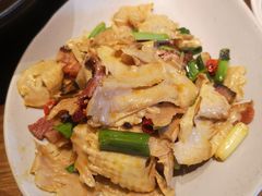 腊肉炒香笋-云海肴·汽锅鸡·云南菜(天山百盛优客店)