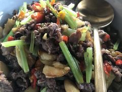 菜籽油炒衡东黄牛肉-遇见湘·地道湖南菜(云门店)