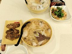-谭仔米线(皇庭广场店)