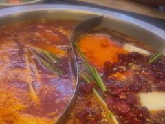 -沸炉重庆老火锅(军事博物馆店)