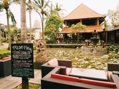 -Pundi Pundi Restaurant