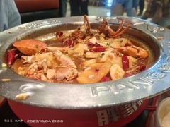 肉蟹煲-胖哥俩肉蟹煲(湖滨银泰in77店)