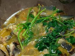 -姚记抚仙湖野生菌石锅鱼庄