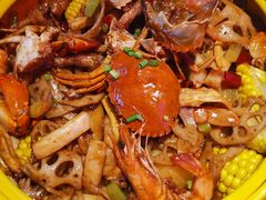-多嘴超级肉蟹煲(中街恒隆故宫店)