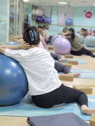 -爱尔乐美孕产瑜伽·普拉提