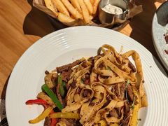 -三勾JJJ Burger&Coffee(梅溪湖店)