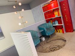 -PE SALON