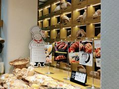 面包甜点陈列柜-西村叔叔的店·面包·甜品·蛋糕(牡丹园店)
