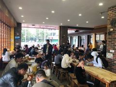 大堂-西环肥仔螺蛳粉(总店)