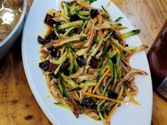 -圣夜东北菜烧烤·夜宵·小龙虾(胥江路店)